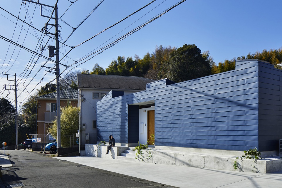 house in kozukue by takeshi hosaka architects
