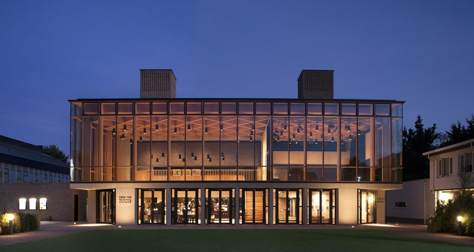 peter hall performing arts centre at the perse school by haworth tompkins