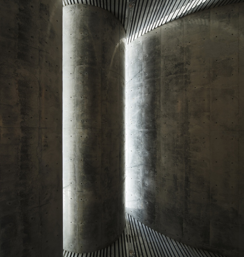 shonan christ church by takeshi hosaka architects