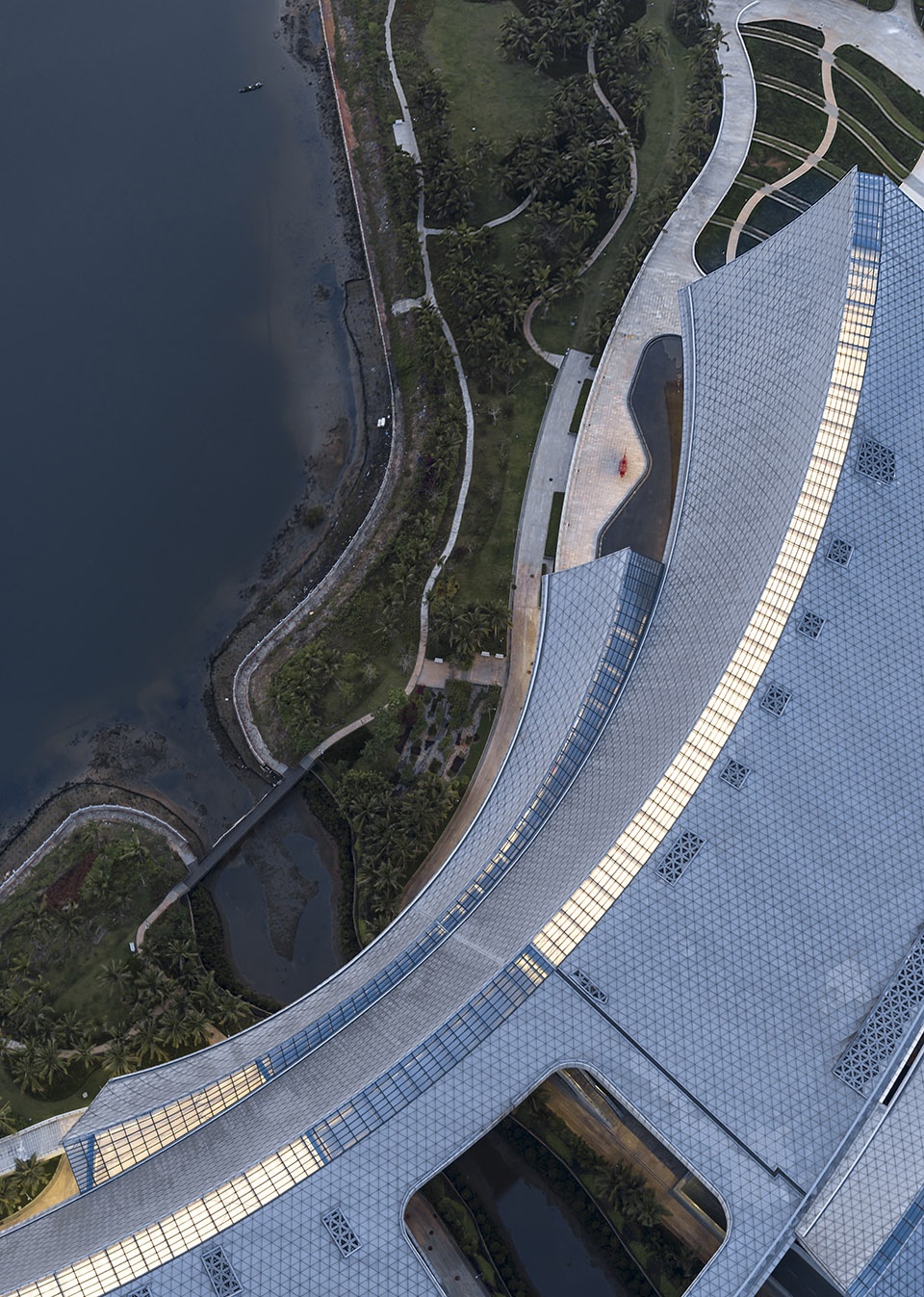 museum of the south china sea by architectural design research institute of scut