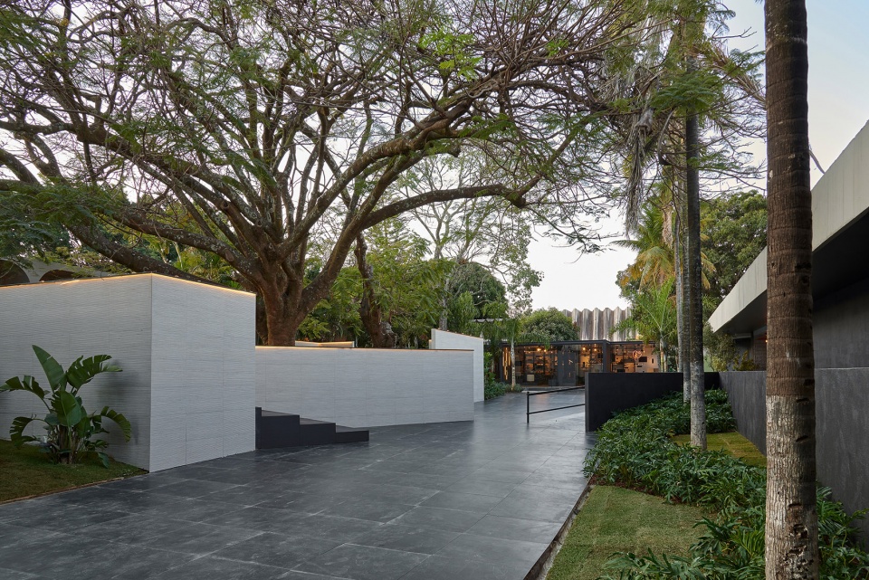 pavilhao sao geraldo by sainz arquitetura