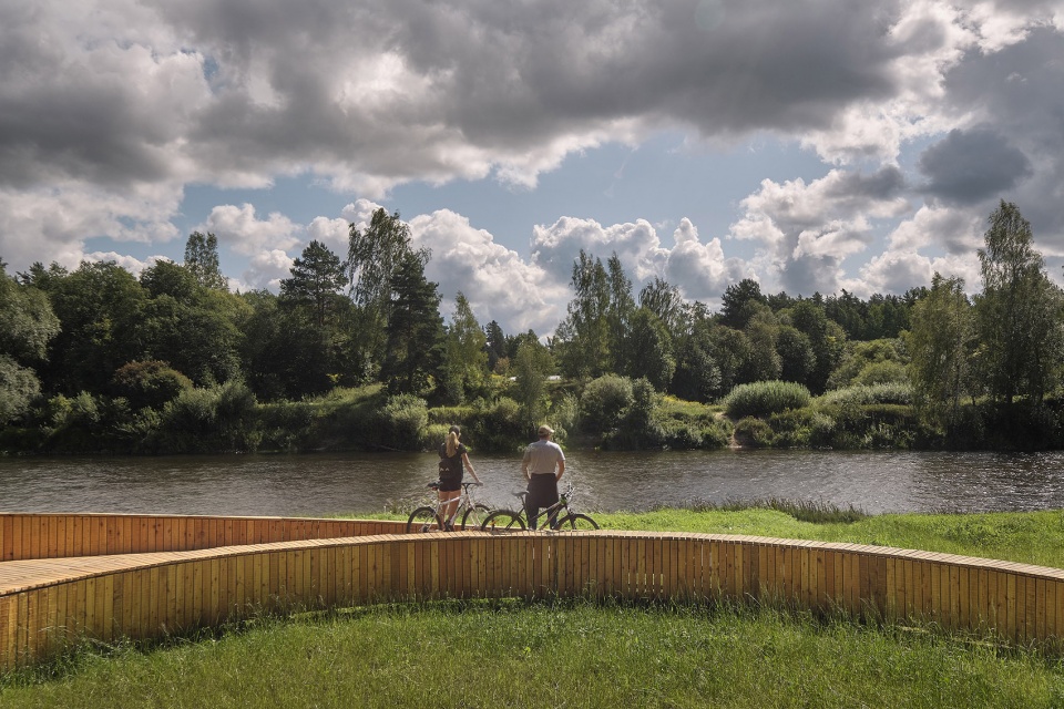 pedestrian path and view terrace in park of senses by didzis jaunzems architecture