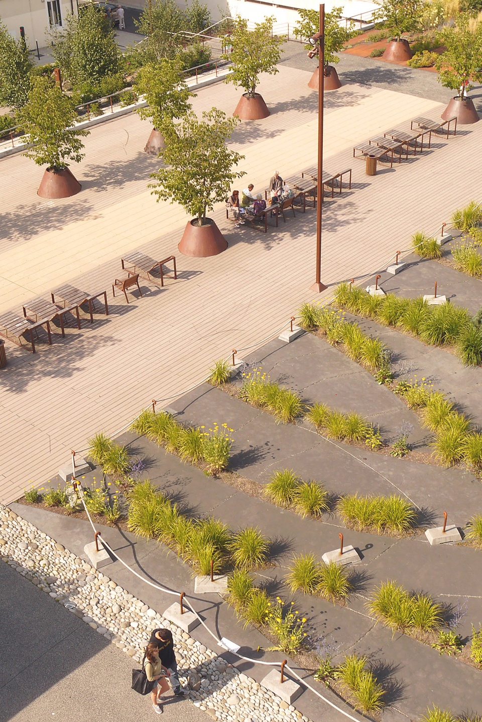 urban space of esplanade paul grimault at annecy by agence aps