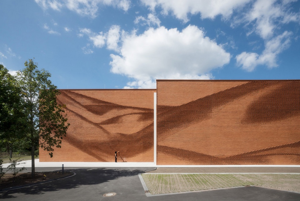 New administration building Textilverband in Münster by behet bondzio lin architects