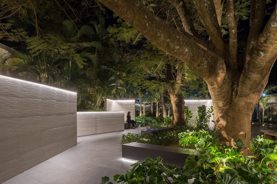 pavilhao sao geraldo by sainz arquitetura