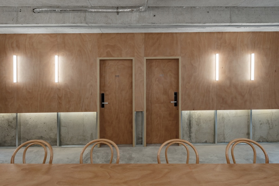 hotel farnear xinyuqingli st china by kooo architects