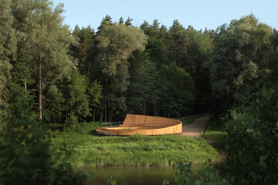 pedestrian path and view terrace in park of senses by didzis jaunzems architecture