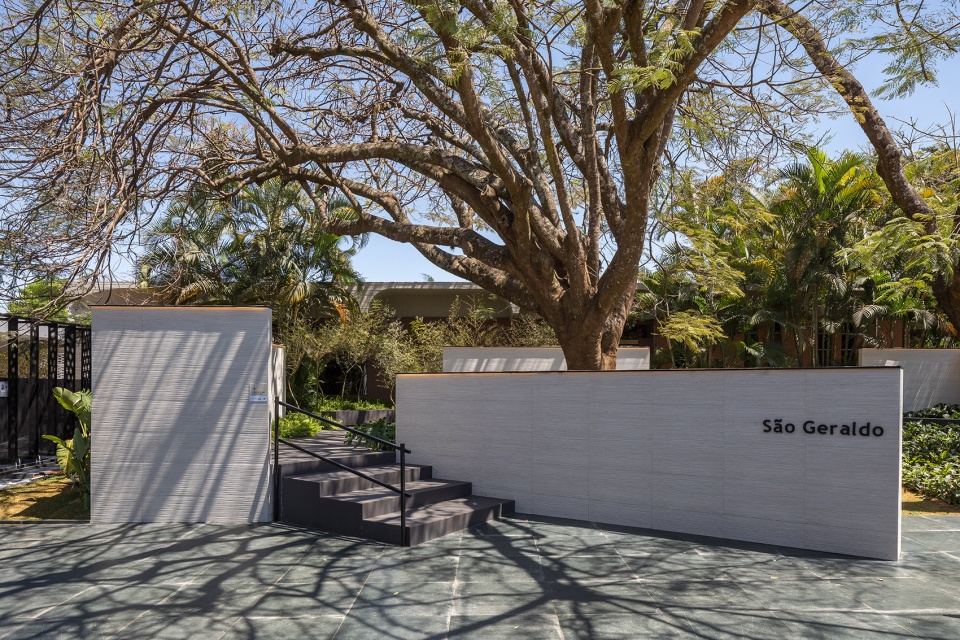 pavilhao sao geraldo by sainz arquitetura