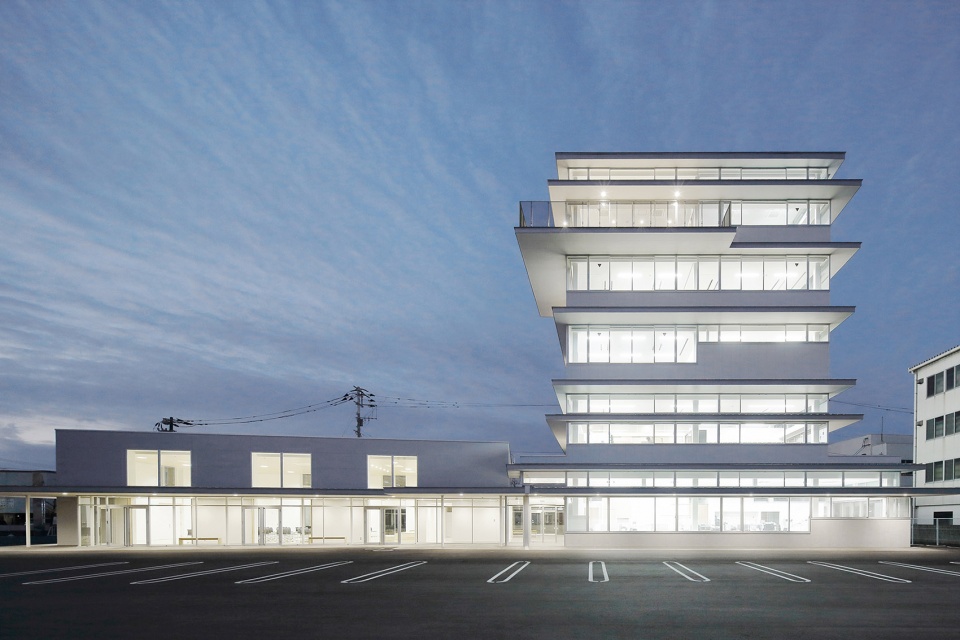 saga dental association hall by kazunari sakamoto architectural laboratory