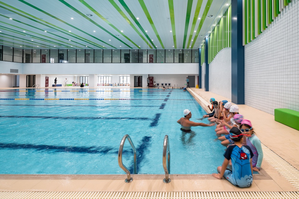 shanghai united international school qingpu campus china by tobe architects