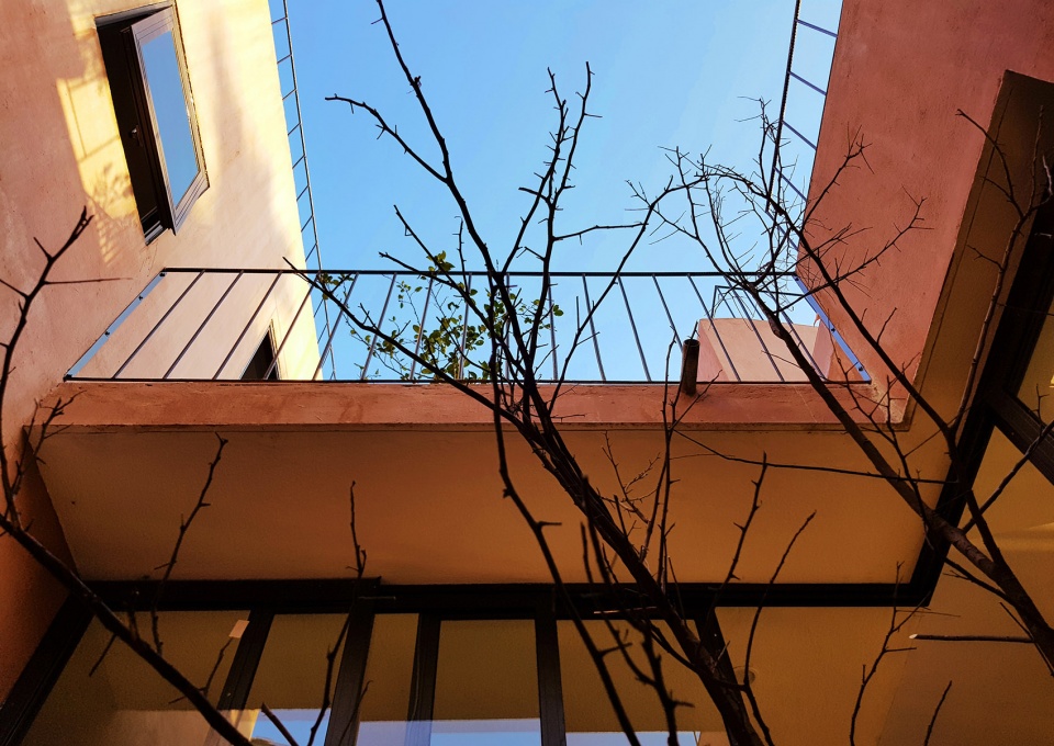 the red roof by taa design