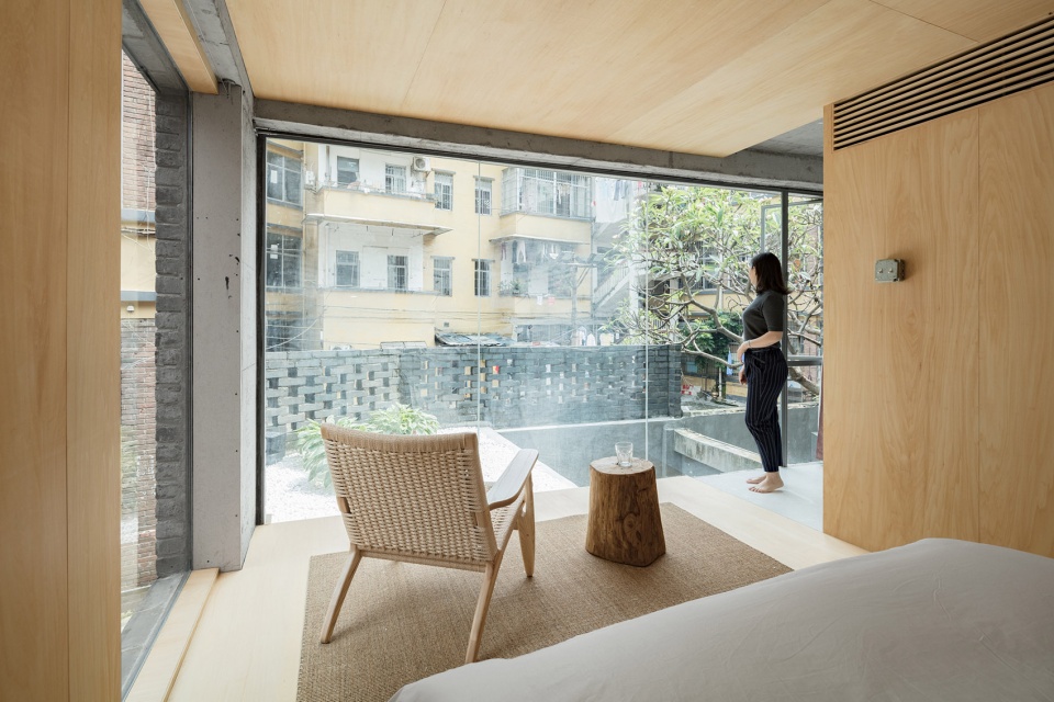 hotel farnear xinyuqingli st china by kooo architects