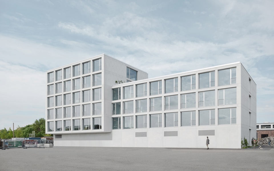fux festigungs und expansionszentrum by birk heilmeyer und frenzel architekten