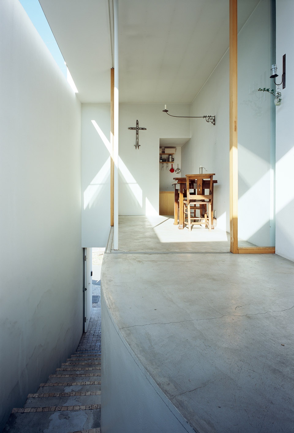 love house by takeshi hosaka architects