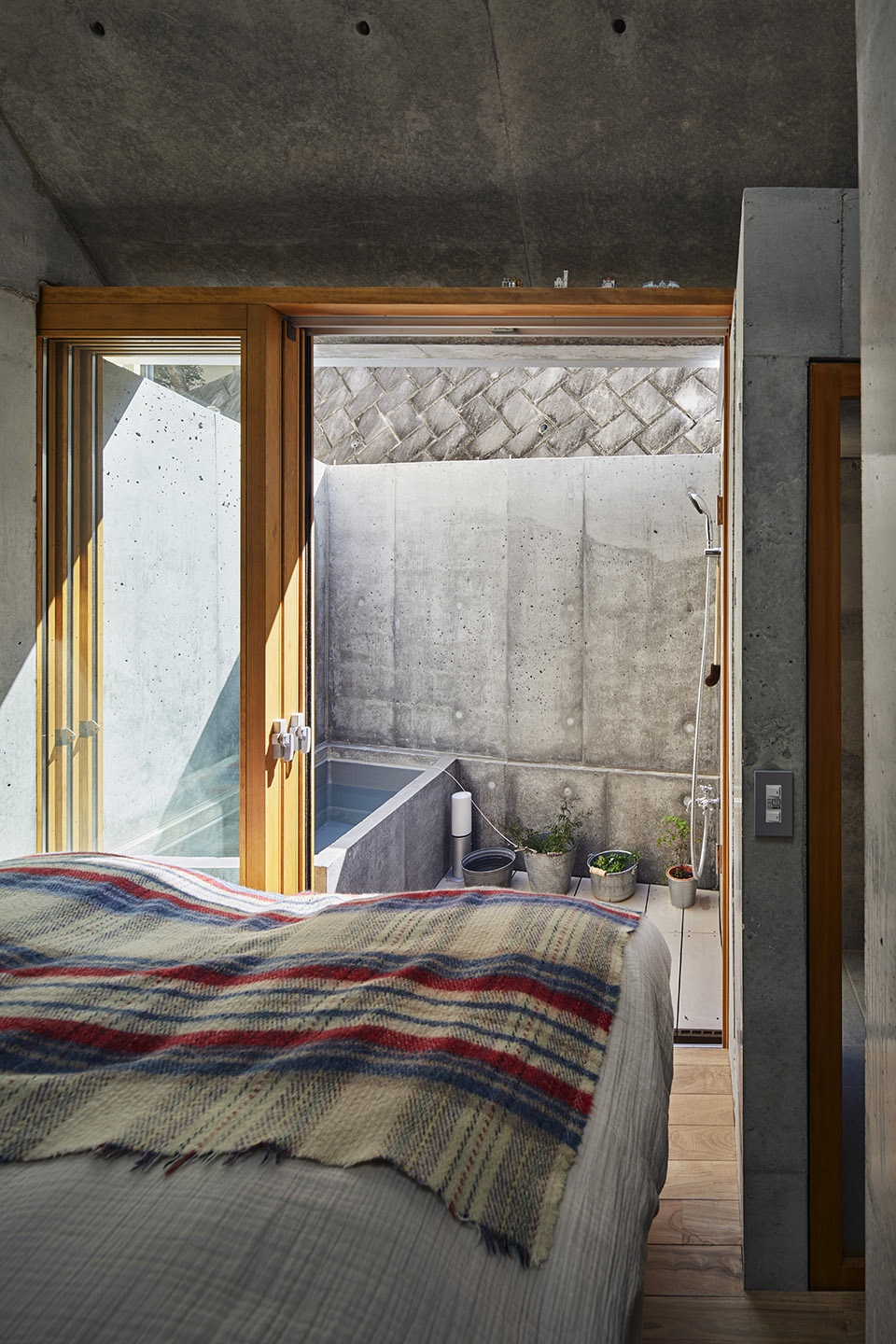 lovelove house by takeshi hosaka architects
