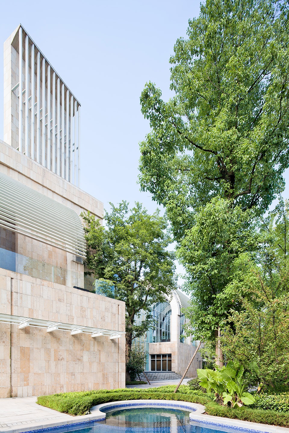 creek clubhouse china by steinberg hart