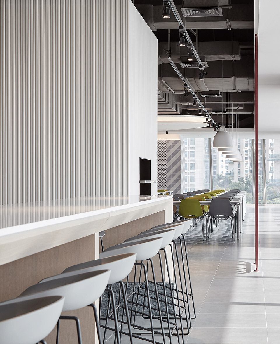 One Shenzhen Bay Staff Canteen, China by YuQiang & Partners Interior ...