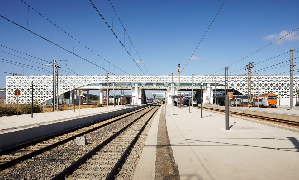 high speed train station kenitra by silvio dascia architecture omar kobbite architects