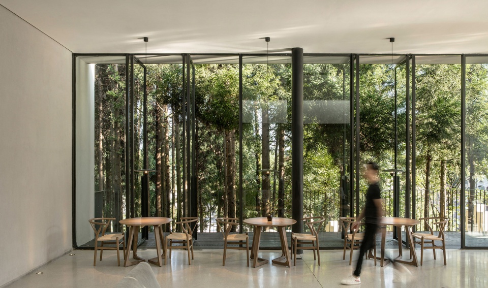 in between arts and humanities hotel by lew associates