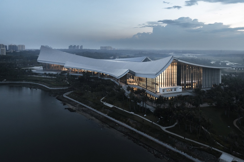 museum of the south china sea by architectural design research institute of scut