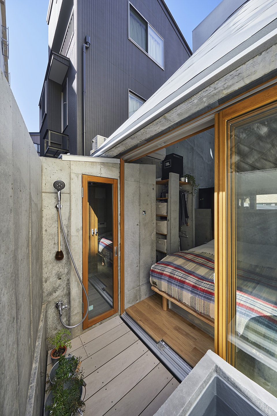 lovelove house by takeshi hosaka architects