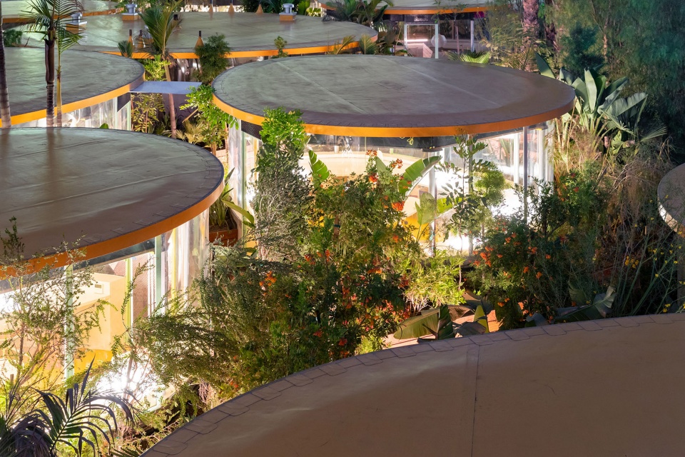 second home offices in hollywood by selgascano