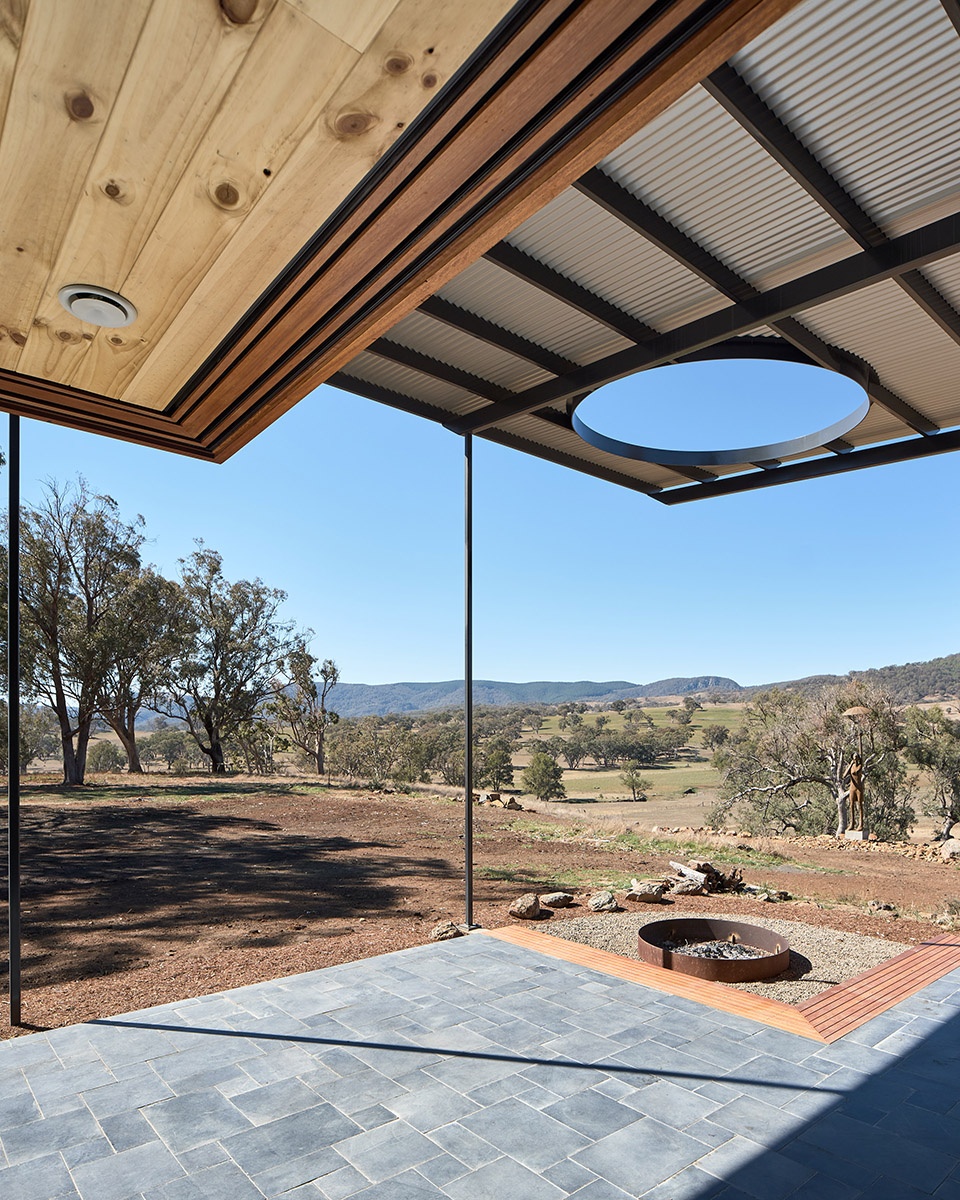 upside down akubra house by alexander symes architect