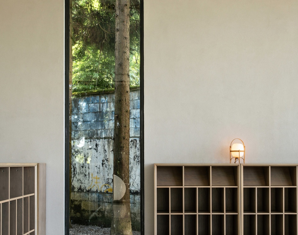 in between arts and humanities hotel by lew associates