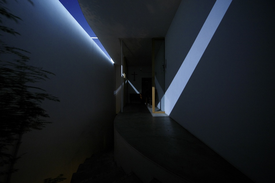 love house by takeshi hosaka architects