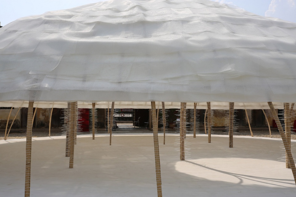 moon hut china by deve build