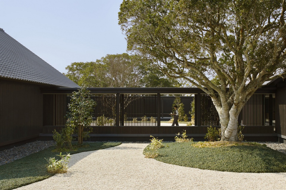amanemu by kerry hill architects
