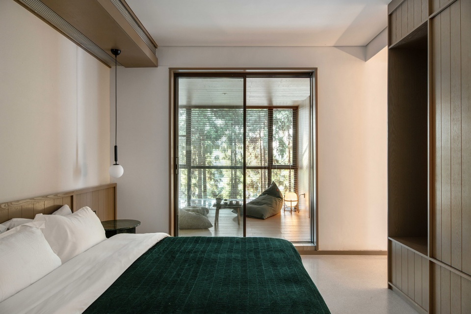 in between arts and humanities hotel by lew associates