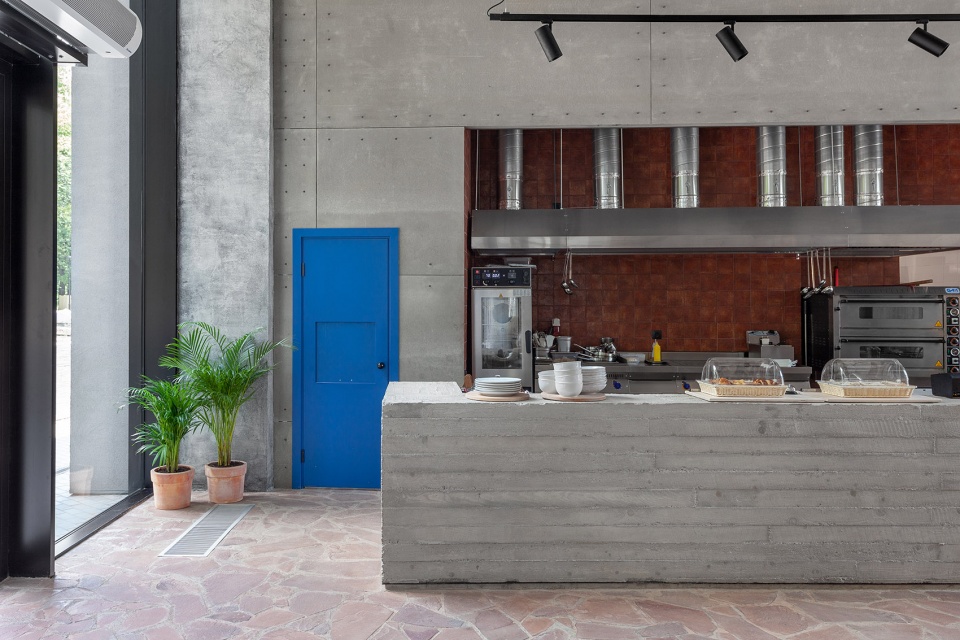 fanfood cafe by mast