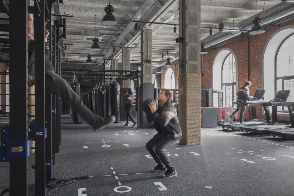 gym sektsia by mast