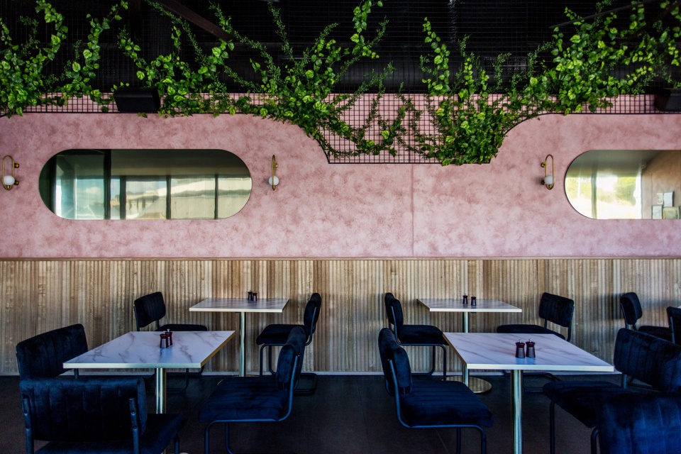 joker thief by fabric architecture
