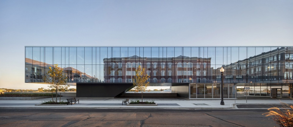laurier brantford ymca by cannondesign