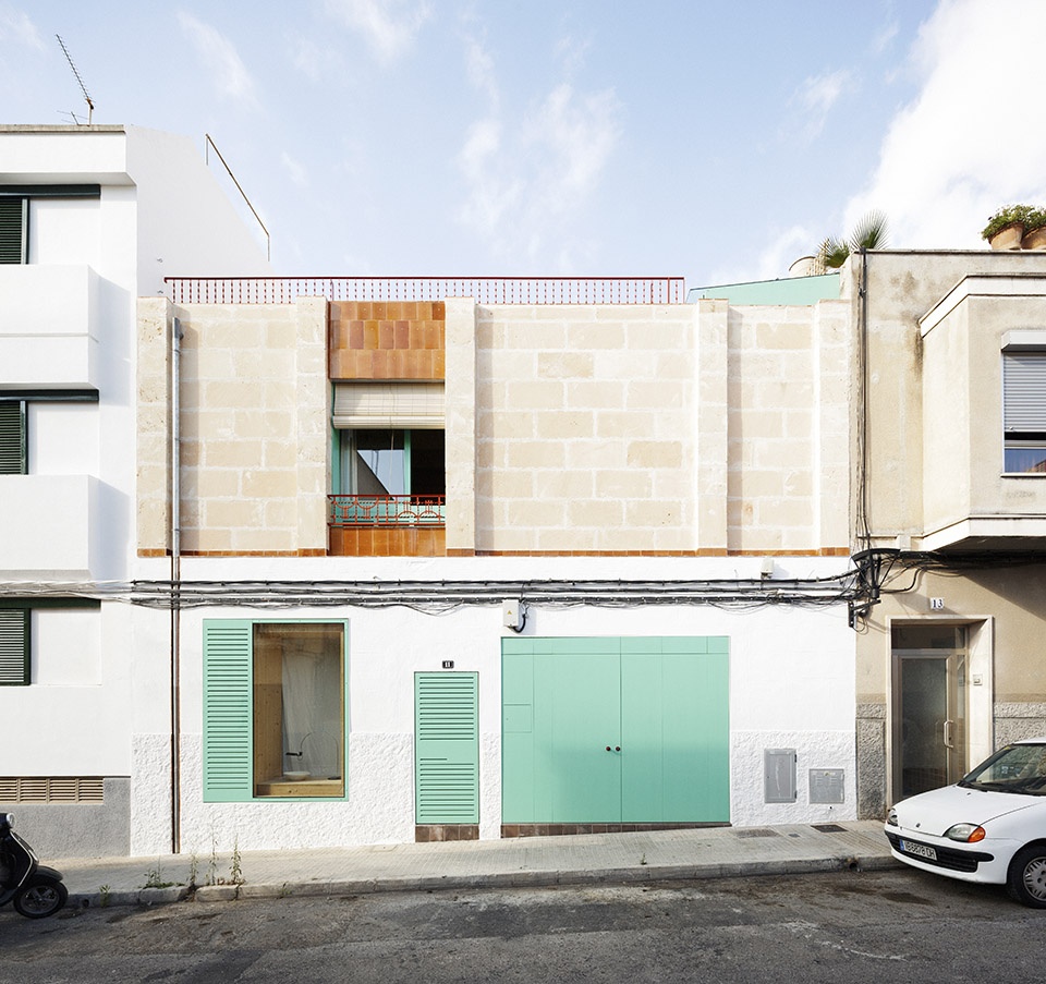 plywood house by feina studio