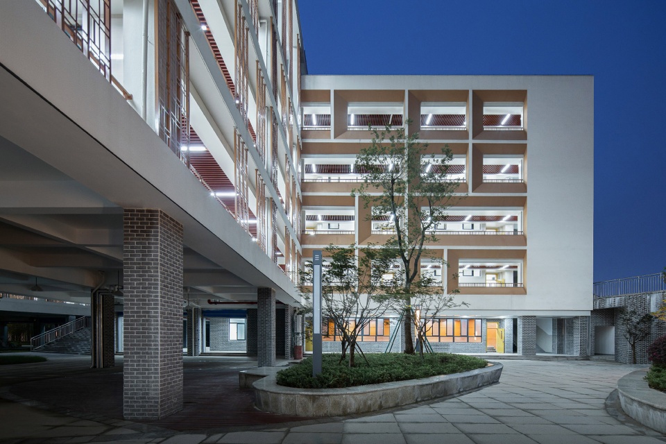 ningbo vanke panhuo experimental middle school china by urban architecture