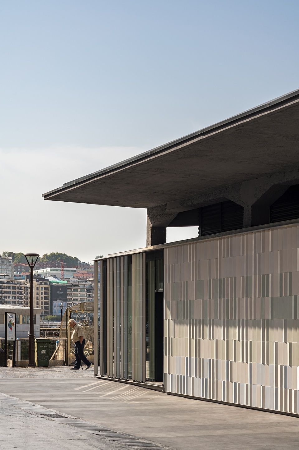 portaaviones pavilion renovation by vaumm