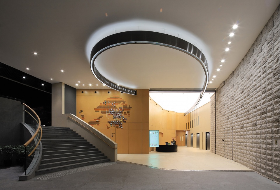 wesleyan house methodist international church by rocco design architects ltd