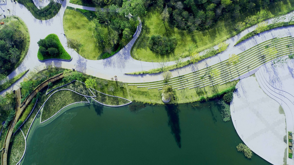 section 1 of the central business district of sanli river park in jiaozhou china by ldg