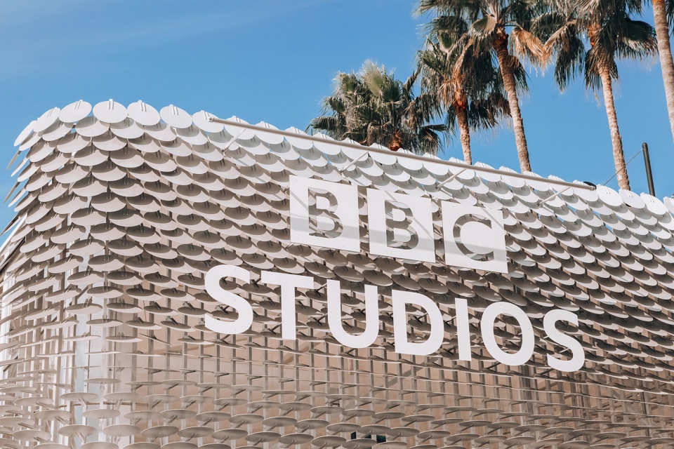 bbc studios pavilion by giles miller studio