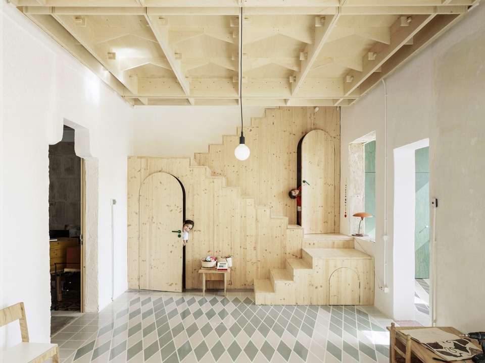 plywood house by feina studio