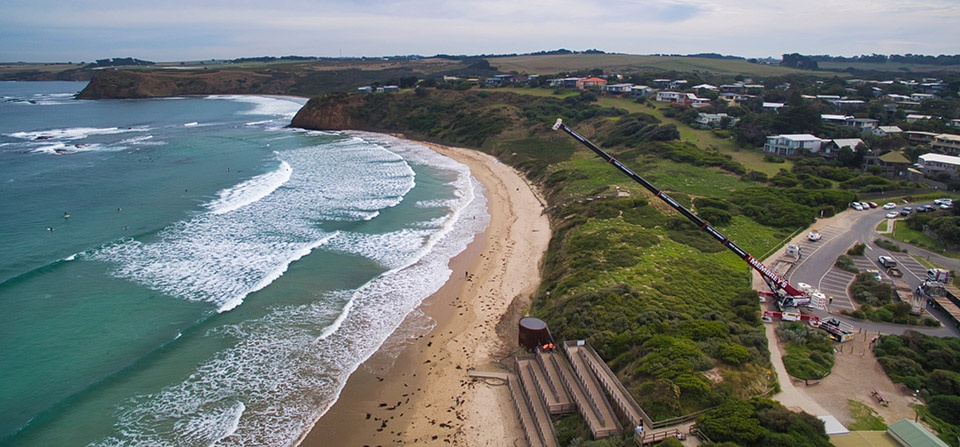 smiths beach surf life saving tower by mrtn architects