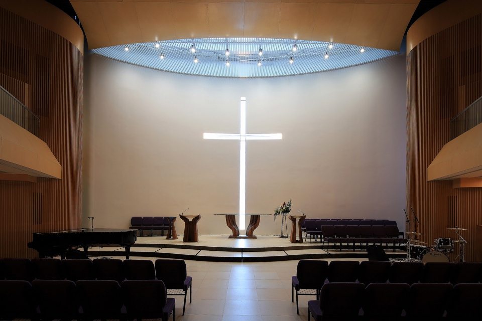 wesleyan house methodist international church by rocco design architects ltd