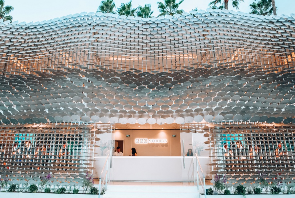bbc studios pavilion by giles miller studio