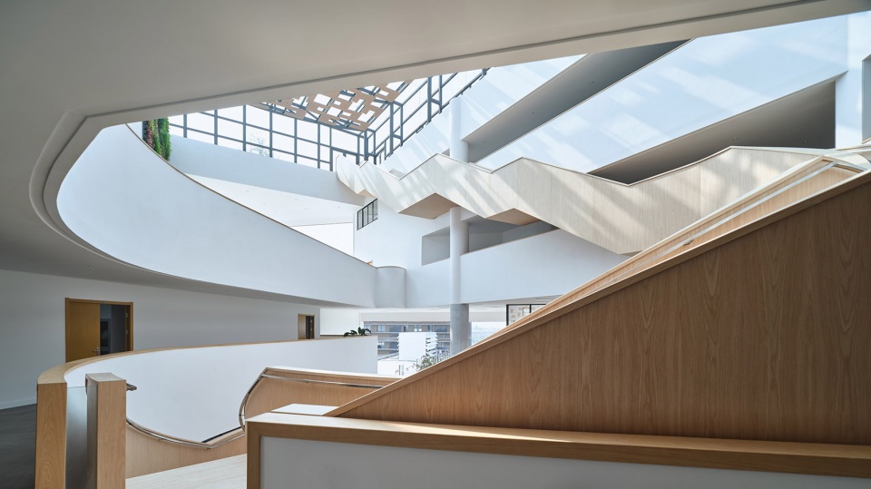 huateng headquarters china by leeko studio