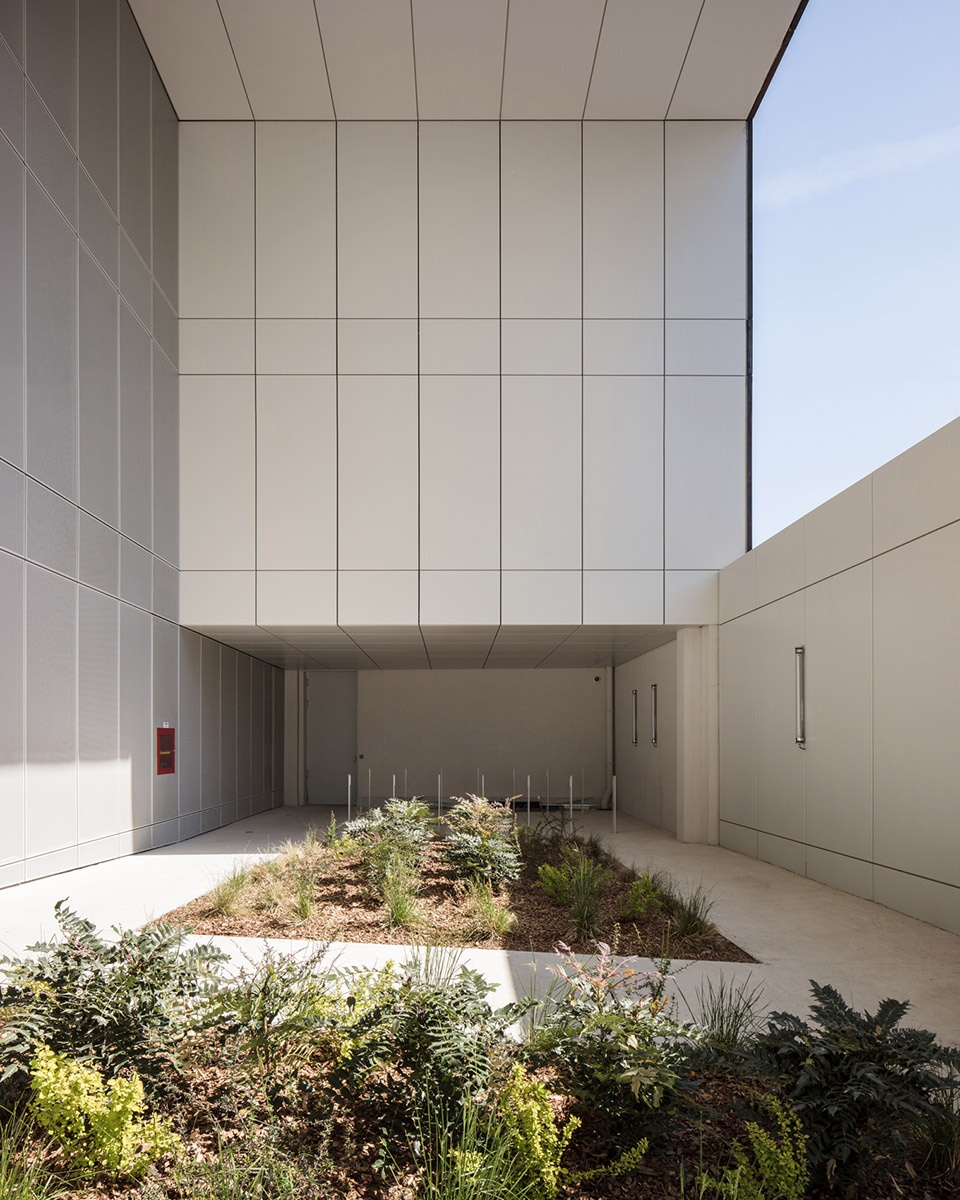 minimum security area the penitentiary services for integration and probation by lan