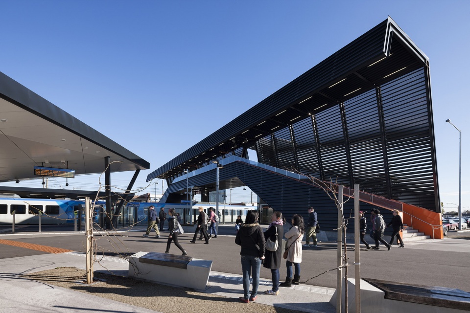 south morang rail extension by cox architecture