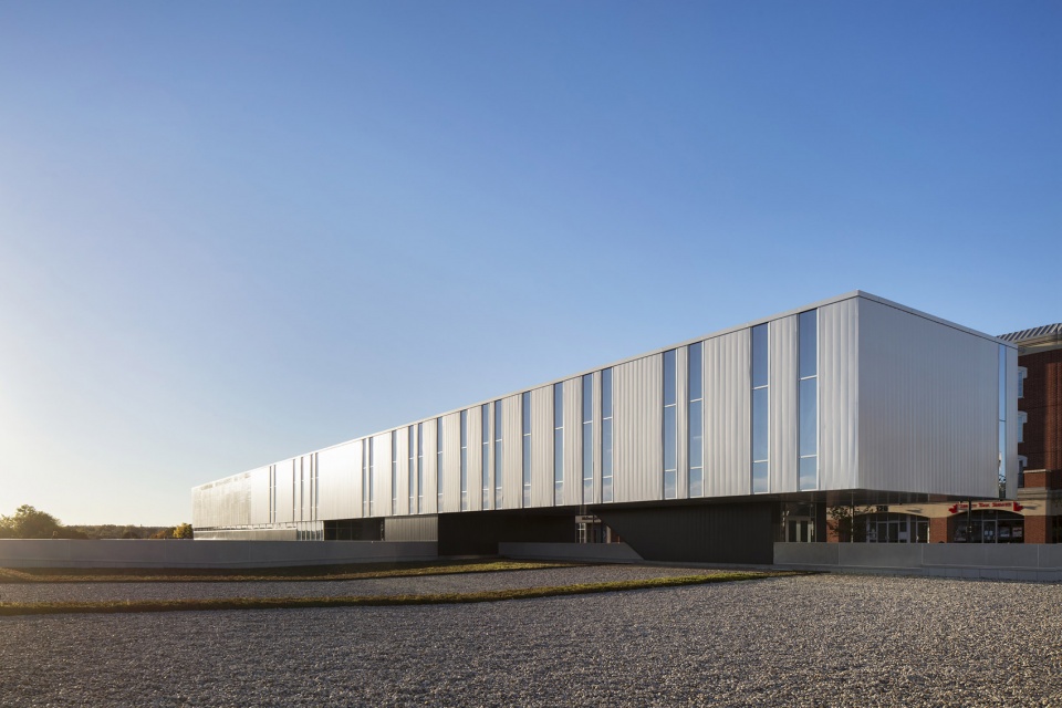 laurier brantford ymca by cannondesign
